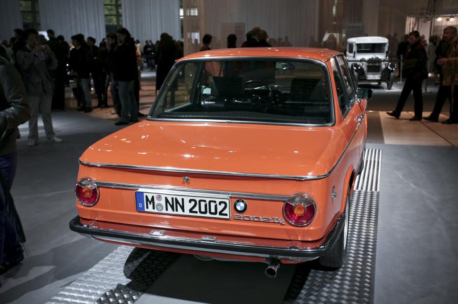  BMW 2002 tii 1968 года  (фото 8 из 9)